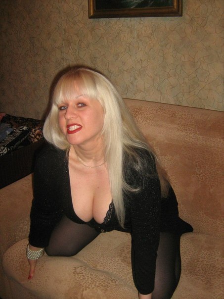 Голые женщины показывают свои красивые большие груди 23  картинка xxx смотреть